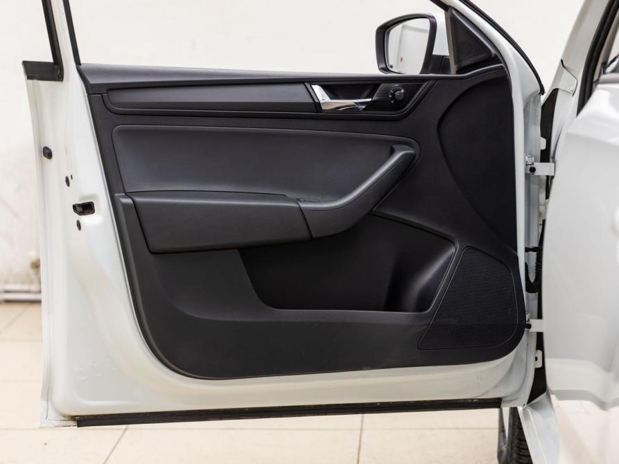 Skoda Rapid I Рестайлинг Волгоград  - изображение 23