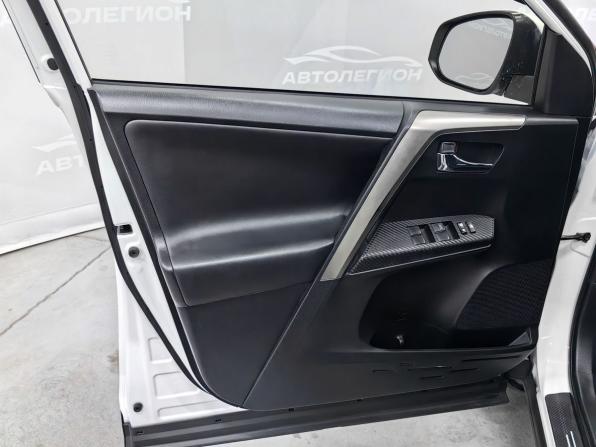 Toyota RAV4 IV (XA40) с пробегом 2013 года, цена 2 030 000 рублей, 196462 км, внедорожник, Автокод Объявления