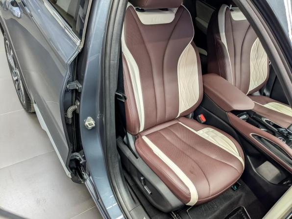 Geely Monjaro I с пробегом 2023 года, цена 2 840 000 рублей, 87630 км, внедорожник, Автокод Объявления