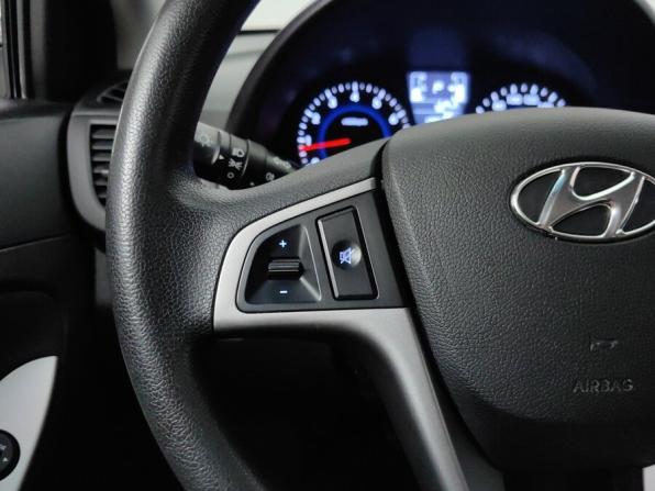 Hyundai Solaris I Рестайлинг с пробегом 2014 года, цена 985 000 рублей, 129595 км, хэтчбек, Автокод Объявления