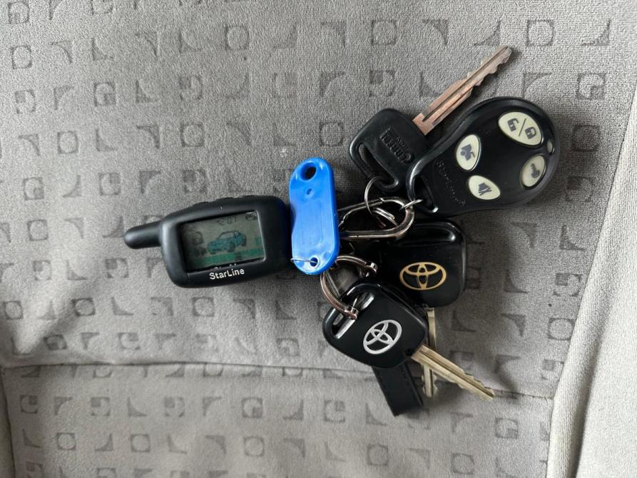 Toyota Corolla IX (E120 E130) Новосибирск  - изображение 11