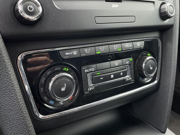 Skoda Superb II с пробегом 2012 года, цена 835 000 рублей, 223097 км, лифтбек, Автокод Объявления