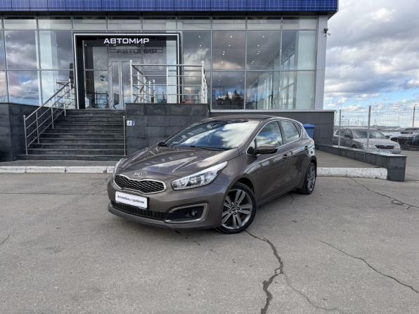 Kia Ceed II Рестайлинг с пробегом 2017 года, цена 1 200 000 рублей, 205793 км, хэтчбек, Автокод Объявления