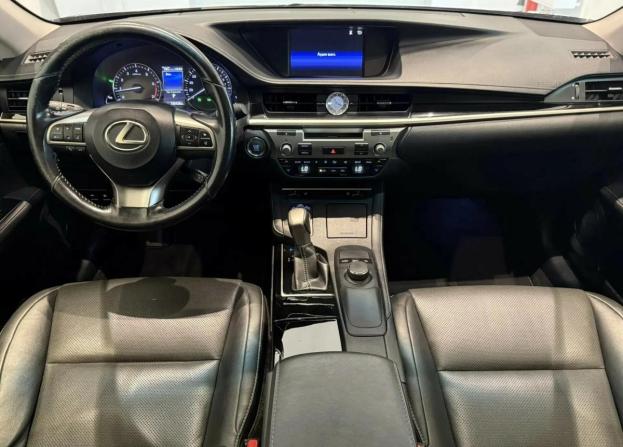 Lexus ES VI Рестайлинг с пробегом 2016 года, цена 2 390 000 рублей, 150428 км, седан, Автокод Объявления
