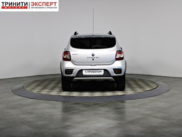 Renault Sandero II Рестайлинг с пробегом 2018 года, цена 1 047 000 рублей, 277651 км, хэтчбек, Автокод Объявления