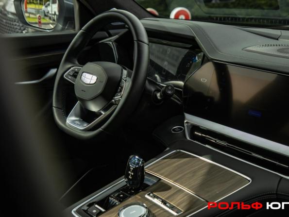 Geely Monjaro I Рестайлинг (China Market) с пробегом 2025 года, цена 3 698 000 рублей, 12756 км, внедорожник, Автокод Объявления