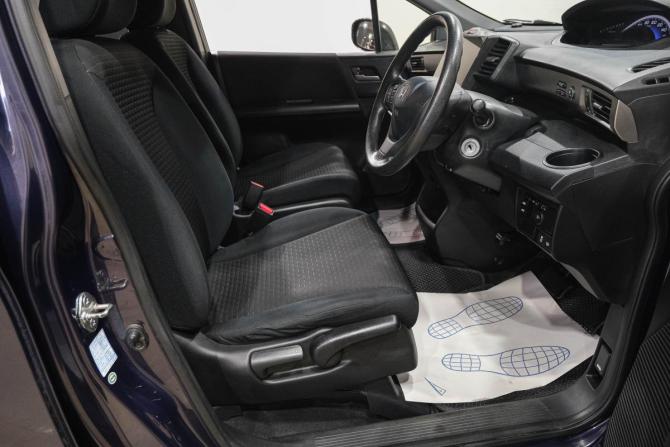 Honda Freed I Рестайлинг с пробегом 2014 года, цена 1 159 000 рублей, 173000 км, компактвэн, Автокод Объявления