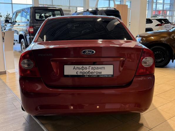 Ford Focus II Рестайлинг с пробегом 2010 года, цена 649 000 рублей, 138667 км, седан, Автокод Объявления