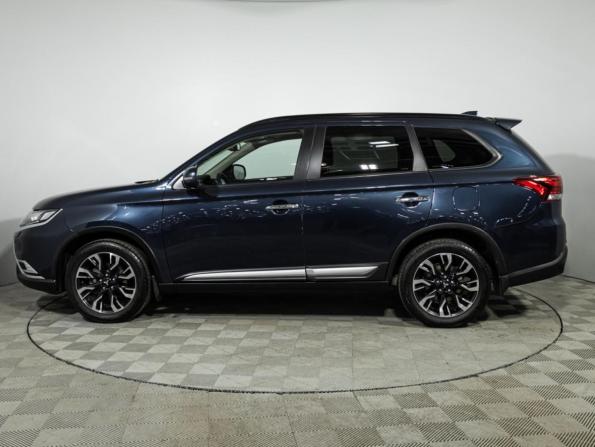 Mitsubishi Outlander III Рестайлинг 3 с пробегом 2021 года, цена 2 859 000 рублей, 67136 км, внедорожник, Автокод Объявления