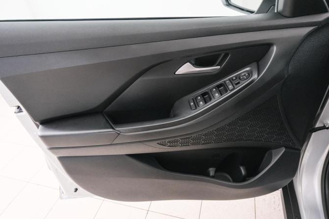 Hyundai Creta II с пробегом 2022 года, цена 2 499 000 рублей, 8000 км, внедорожник, Автокод Объявления