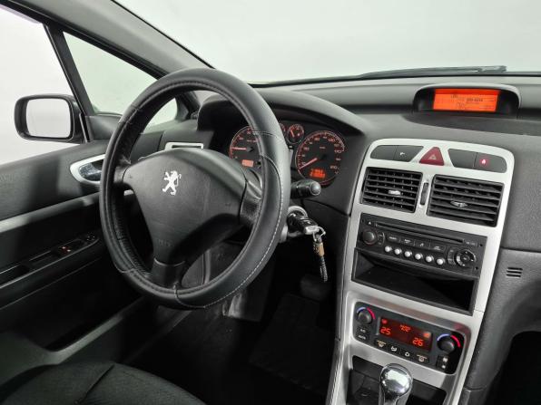 Peugeot 307 I Рестайлинг с пробегом 2005 года, цена 309 000 рублей, 219089 км, хэтчбек, Автокод Объявления