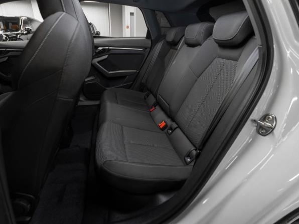 Audi A3 IV (8Y) с пробегом 2021 года, цена 2 780 000 рублей, 47182 км, хэтчбек, Автокод Объявления