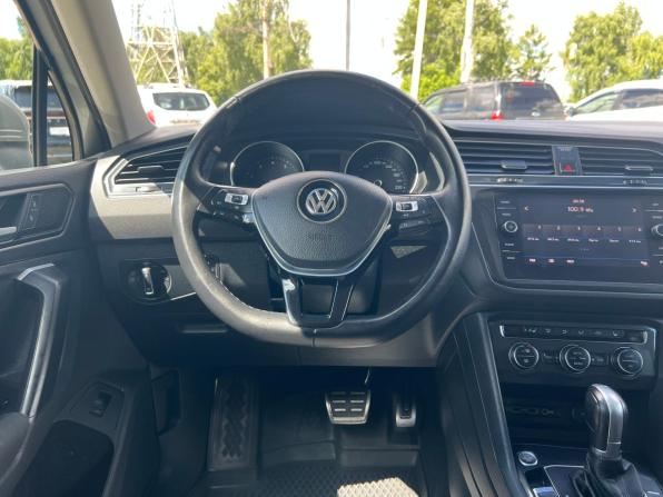 Volkswagen Tiguan II с пробегом 2018 года, цена 2 824 500 рублей, 111847 км, внедорожник, Автокод Объявления