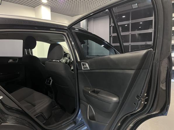 Kia Sportage IV с пробегом 2016 года, цена 1 870 000 рублей, 107002 км, внедорожник, Автокод Объявления