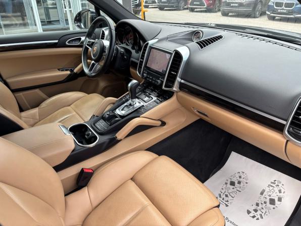 Porsche Cayenne II Рестайлинг (958) с пробегом 2018 года, цена 4 730 000 рублей, 102428 км, внедорожник, Автокод Объявления
