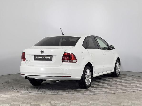 Volkswagen Polo V Рестайлинг с пробегом 2015 года, цена 965 000 рублей, 145000 км, седан, Автокод Объявления