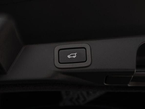 Land Rover Range Rover Sport II Рестайлинг с пробегом 2020 года, цена 9 320 000 рублей, 72154 км, внедорожник, Автокод Объявления