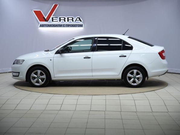 Skoda Rapid I с пробегом 2015 года, цена 1 020 000 рублей, 182933 км, лифтбек, Автокод Объявления