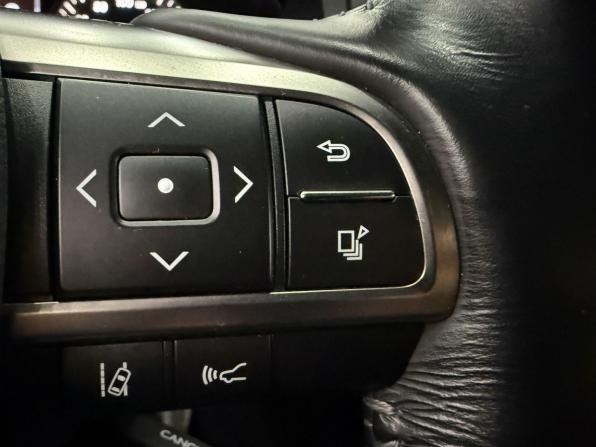 Lexus LX III Рестайлинг 2 с пробегом 2018 года, цена 9 300 000 рублей, 76845 км, внедорожник, Автокод Объявления