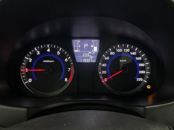 Hyundai Solaris I Рестайлинг с пробегом 2016 года, цена 1 060 000 рублей, 119319 км, хэтчбек, Автокод Объявления