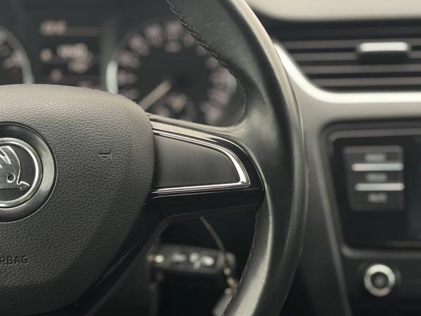 Skoda Octavia III (A7) с пробегом 2016 года, цена 777 000 рублей, 190815 км, лифтбек, Автокод Объявления