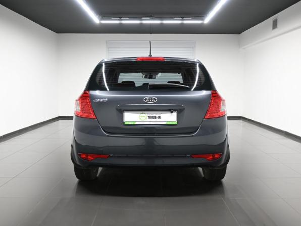 Kia Ceed I Рестайлинг с пробегом 2011 года, цена 795 000 рублей, 206611 км, хэтчбек, Автокод Объявления