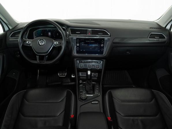 Volkswagen Tiguan II Рестайлинг с пробегом 2020 года, цена 2 850 000 рублей, 135875 км, внедорожник, Автокод Объявления
