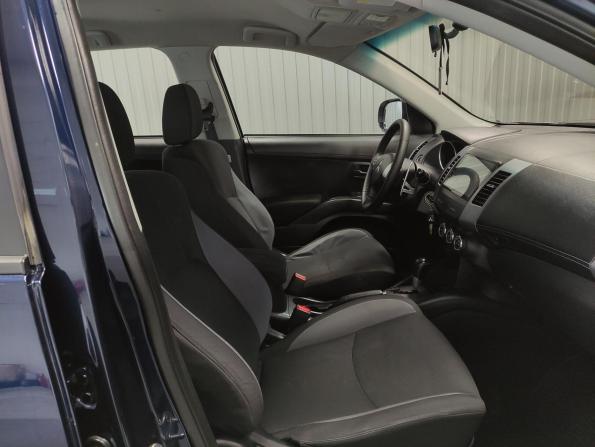 Mitsubishi Outlander II Рестайлинг с пробегом 2011 года, цена 990 000 рублей, 184162 км, внедорожник, Автокод Объявления
