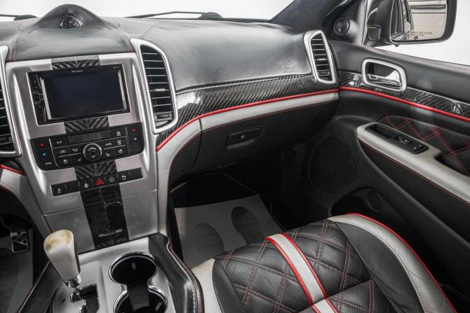 Jeep Grand Cherokee IV (WK2) с пробегом 2012 года, цена 3 049 000 рублей, 141000 км, внедорожник, Автокод Объявления