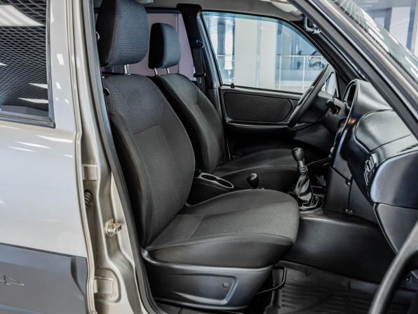 Chevrolet Niva I Рестайлинг с пробегом 2017 года, цена 696 000 рублей, 72337 км, внедорожник, Автокод Объявления