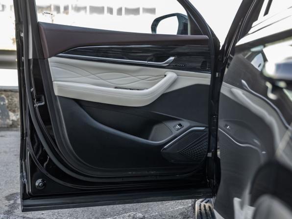 Geely Monjaro I с пробегом 2023 года, цена 3 238 000 рублей, 55200 км, внедорожник, Автокод Объявления