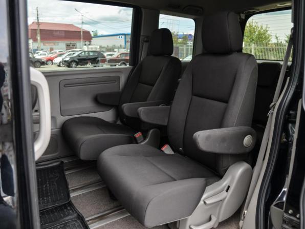 Honda Stepwgn V с пробегом 2016 года, цена 1 812 000 рублей, 212369 км, минивэн, Автокод Объявления