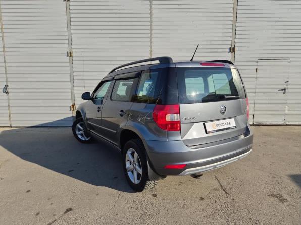 Skoda Yeti I Рестайлинг с пробегом 2014 года, цена 977 000 рублей, 184056 км, внедорожник, Автокод Объявления