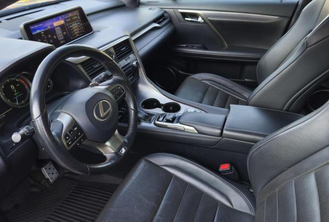 Lexus RX IV с пробегом 2018 года, цена 4 099 000 рублей, 135158 км, внедорожник, Автокод Объявления