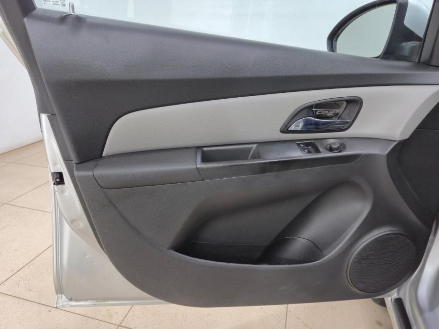 Chevrolet Cruze I Рестайлинг Альметьевск  - изображение 9