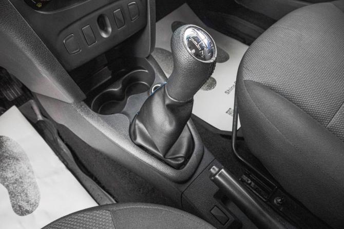Renault Logan II Рестайлинг с пробегом 2020 года, цена 809 000 рублей, 232000 км, седан, Автокод Объявления