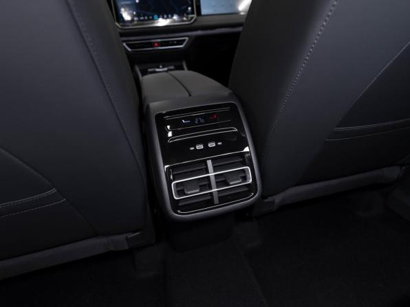 Volkswagen Tiguan III (China Market) с пробегом 2026 года, цена 4 700 000 рублей, 35 км, внедорожник, Автокод Объявления
