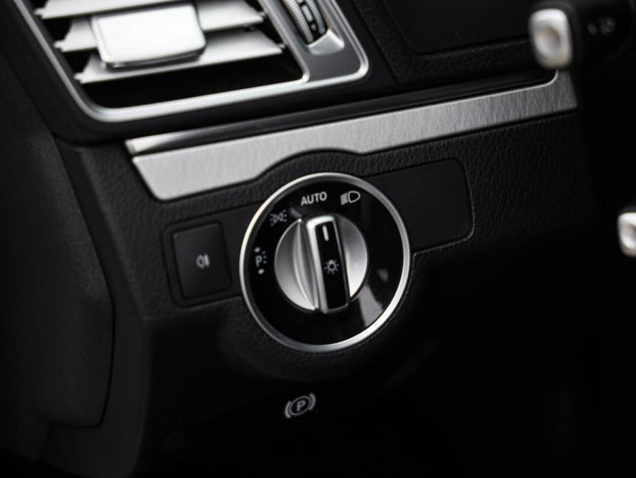 Mercedes-Benz E-Класс IV (W212 S212 C207) Рестайлинг Санкт-Петербург  - изображение 20