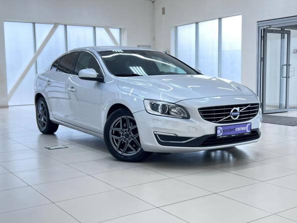 Volvo S60 II Рестайлинг с пробегом 2016 года, цена 1 300 000 рублей, 224229 км, седан, Автокод Объявления