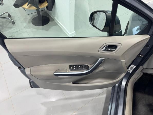 Peugeot 308 I с пробегом 2009 года, цена 449 000 рублей, 213000 км, хэтчбек, Автокод Объявления