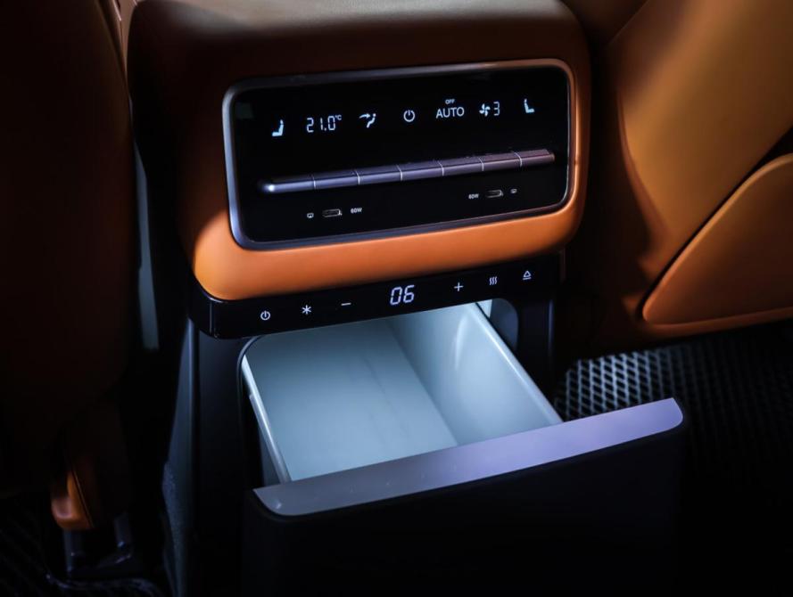 Li Auto (Lixiang) L9 I Москва  - изображение 19