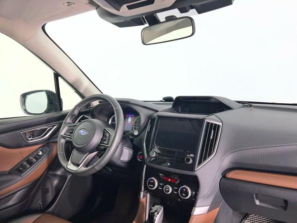 Subaru Forester V Рестайлинг с пробегом 2023 года, цена 4 949 000 рублей, 31500 км, внедорожник, Автокод Объявления