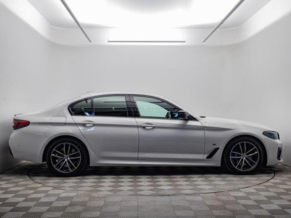 BMW 5 серии VII (G30/G31/G38) Рестайлинг с пробегом 2022 года, цена 4 037 000 рублей, 85456 км, седан, Автокод Объявления