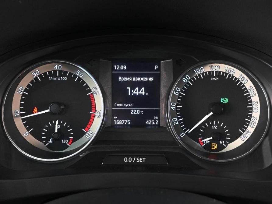 Skoda Rapid I Рестайлинг Ростов-на-Дону  - изображение 15