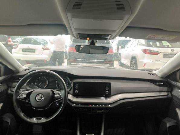 Skoda Octavia IV (A8) с пробегом 2021 года, цена 1 790 000 рублей, 180938 км, лифтбек, Автокод Объявления