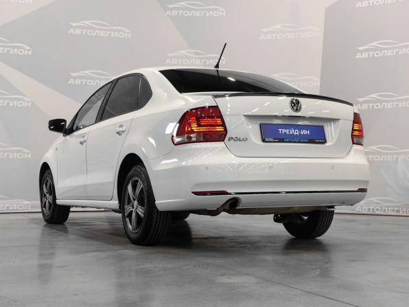 Volkswagen Polo V Рестайлинг с пробегом 2016 года, цена 1 050 000 рублей, 147000 км, седан, Автокод Объявления