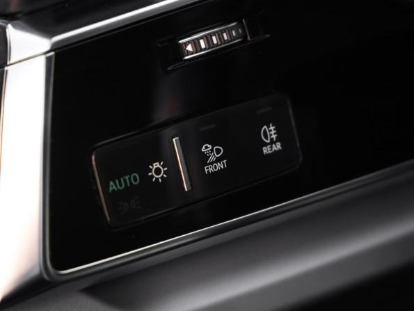 Audi Q7 II (4M) Рестайлинг с пробегом 2019 года, цена 4 599 000 рублей, 80820 км, внедорожник, Автокод Объявления