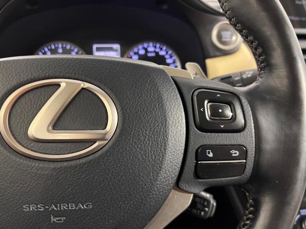 Lexus NX I Рестайлинг с пробегом 2018 года, цена 2 850 000 рублей, 111900 км, внедорожник, Автокод Объявления