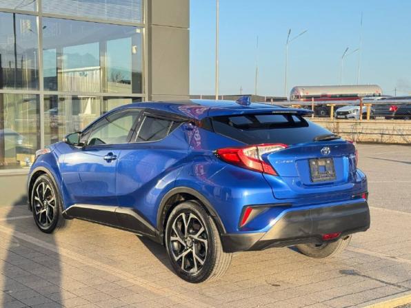 Toyota C-HR I с пробегом 2018 года, цена 1 650 000 рублей, 122587 км, внедорожник, Автокод Объявления