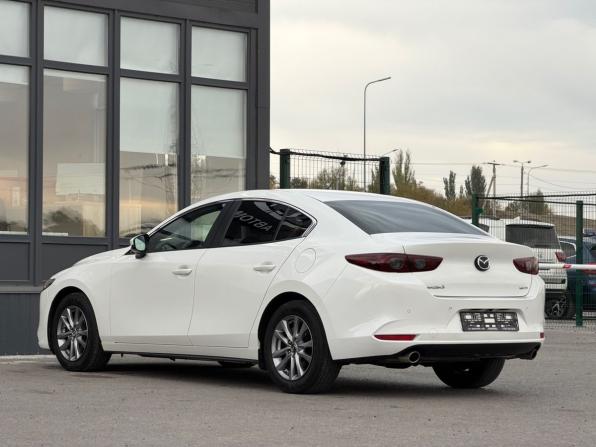 Mazda 3 IV (BP) с пробегом 2019 года, цена 1 930 000 рублей, 151000 км, седан, Автокод Объявления